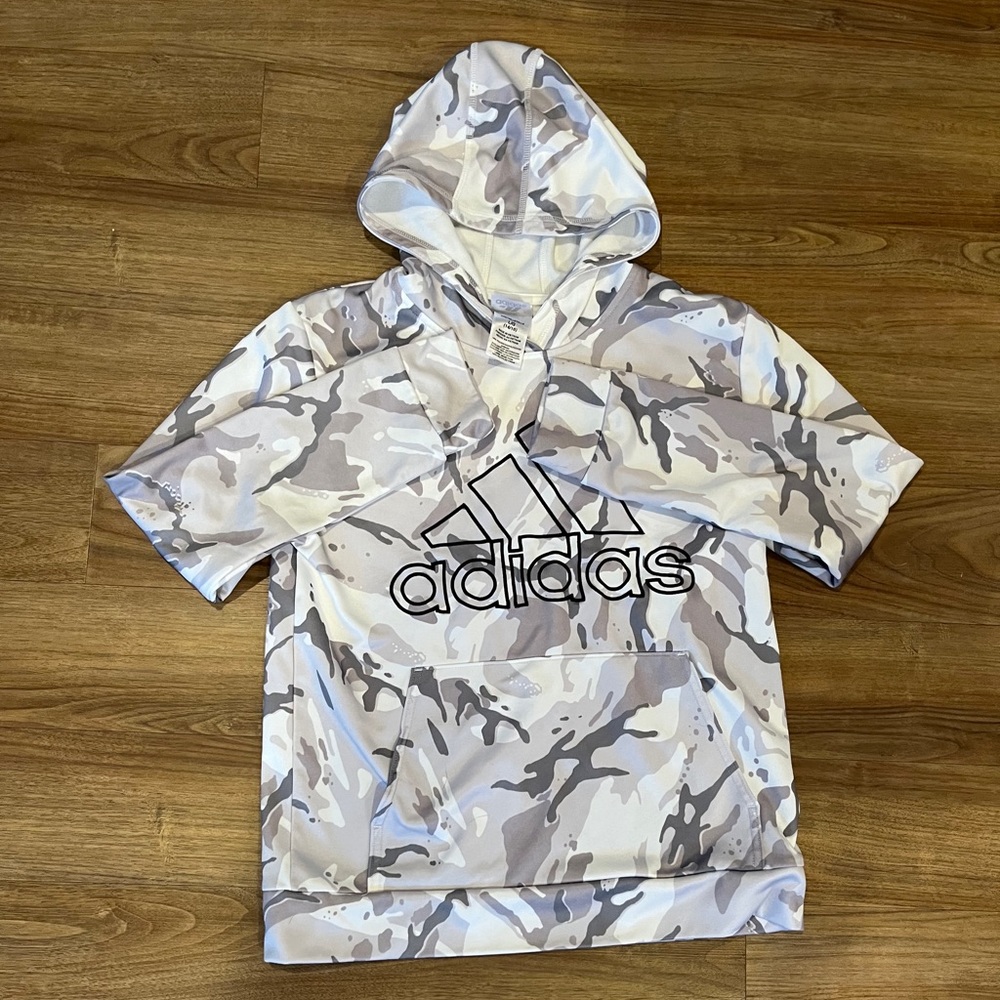 Adidas boys sweatshirt - like new